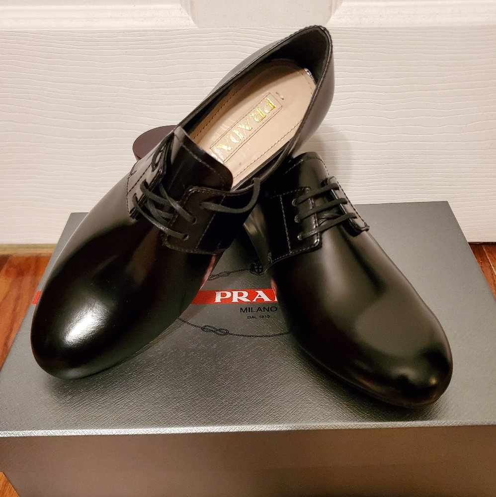 PRADA Laced Dress Shoe